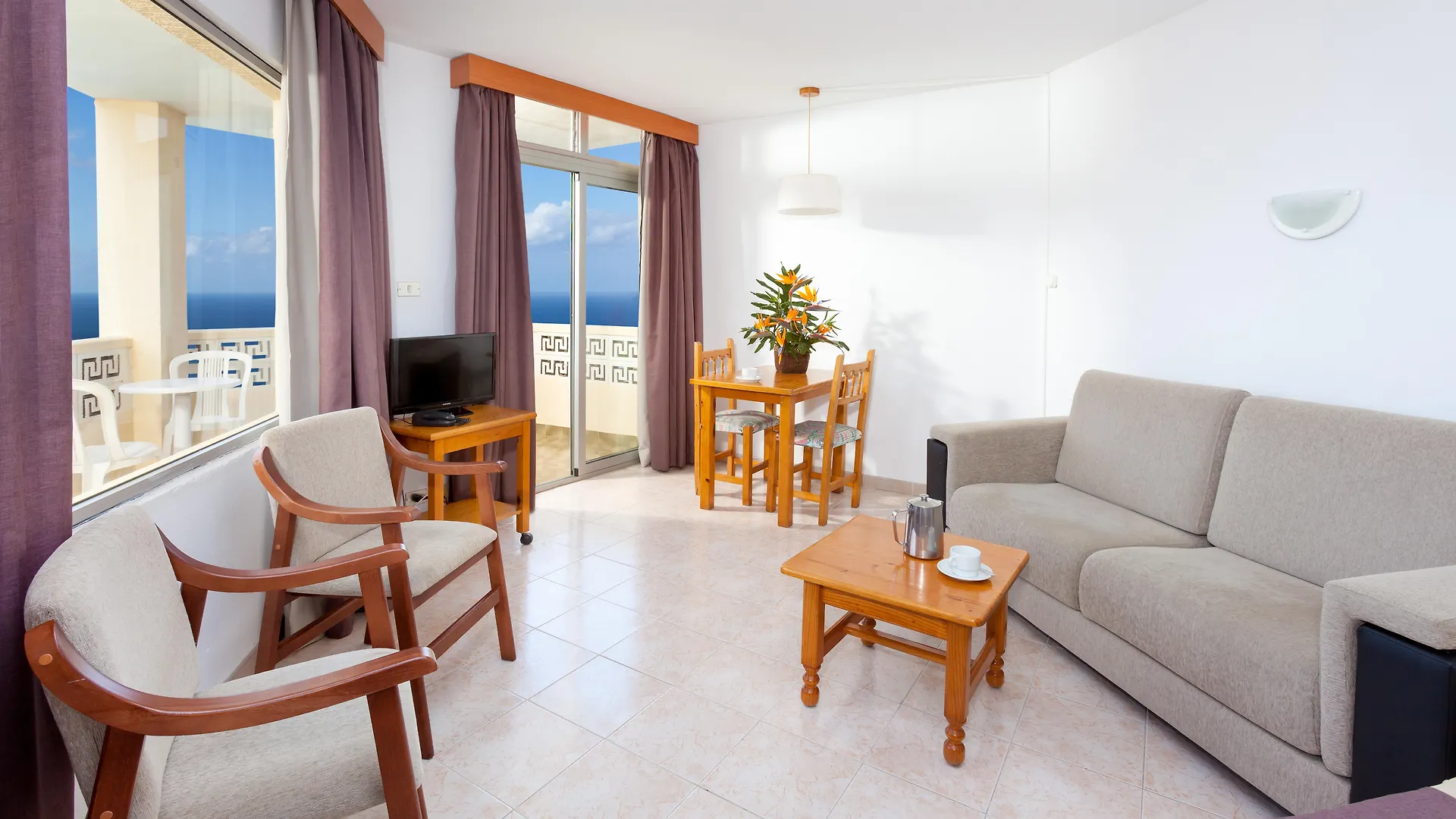 Hotel Panoramica Garden لوس رياليخوس 3*,  إسبانيا