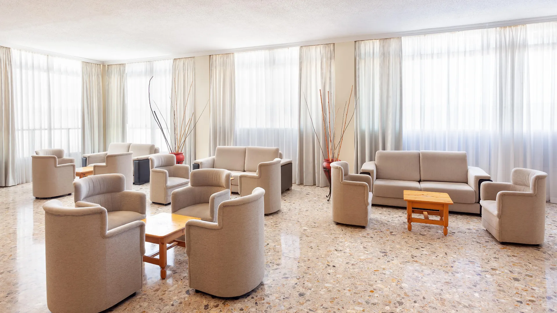 ***  Hotel Panoramica Garden لوس رياليخوس إسبانيا